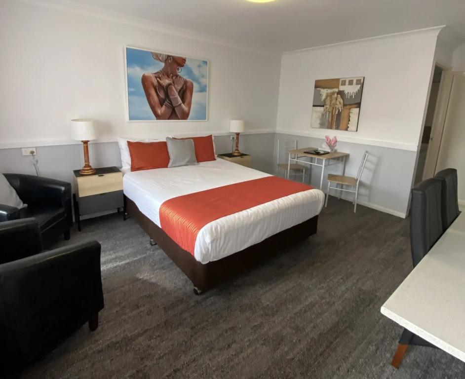 Centrepoint Midcity Motor Inn