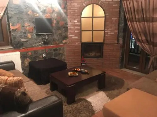 Anesis Suites