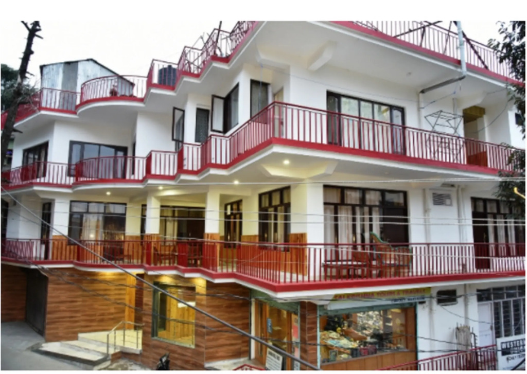 Hotel Akash - Luxury Hotel In McLeodganj