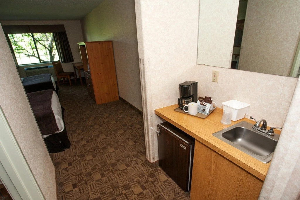 Steamboat Mountain Lodge