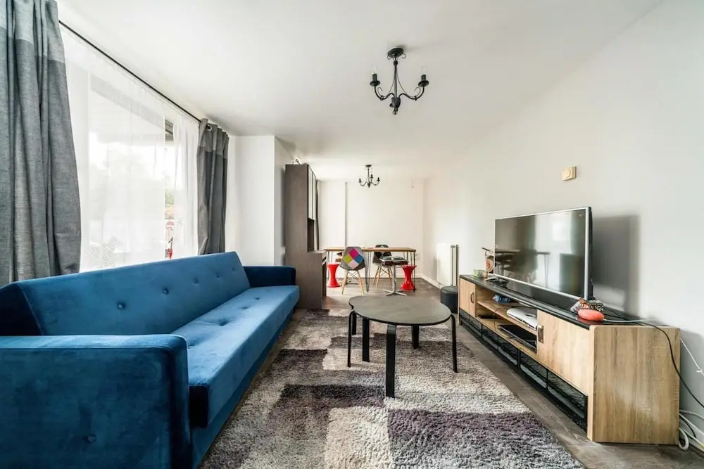 2 Bed Apartment Near Mark Street Gardens