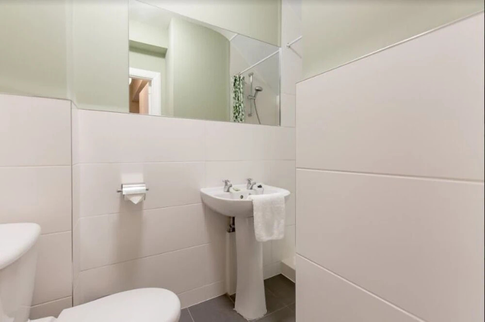 Modern Main Door Apt in the Heart of Edinburgh