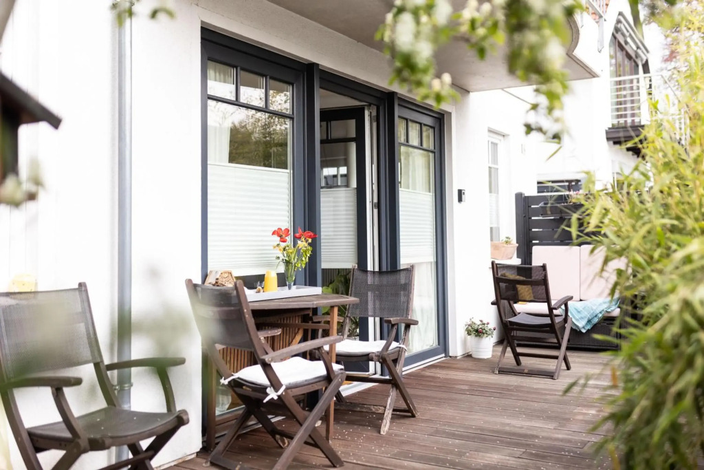 Schöne, geräumige, sonnige Wohnung Old Innenstadt