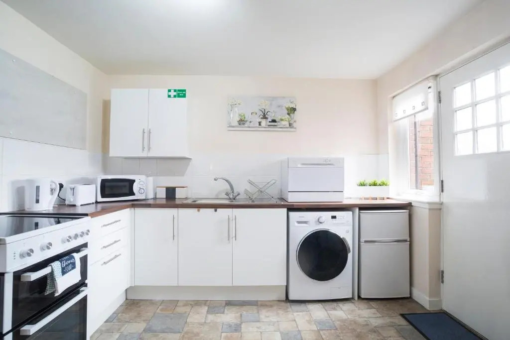 Lomond Serviced Apartments - Emirates