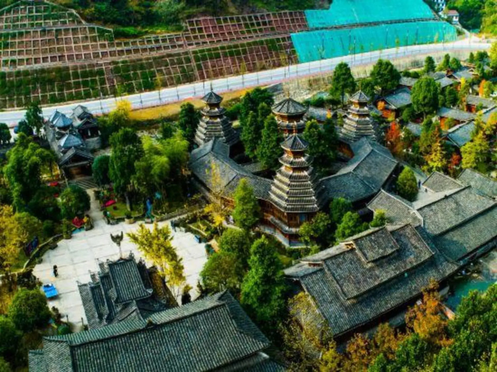 Guyun Langqiao Holiday Hotel