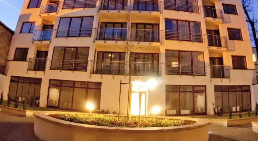 Elite Apartments