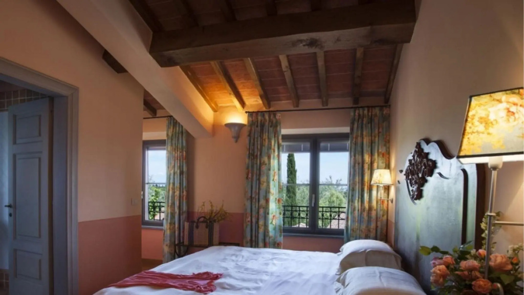 Villa Santa Virginia by Halldis
