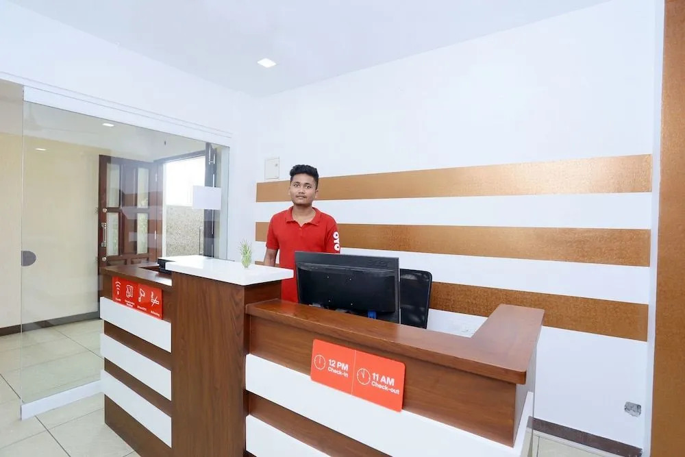 OYO 25012 Kv Suites