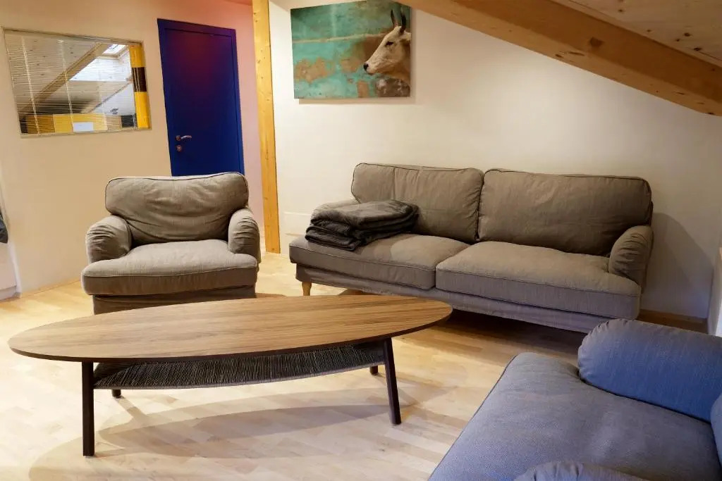 100qm - super Lage - Südterrasse - riesige Küche
