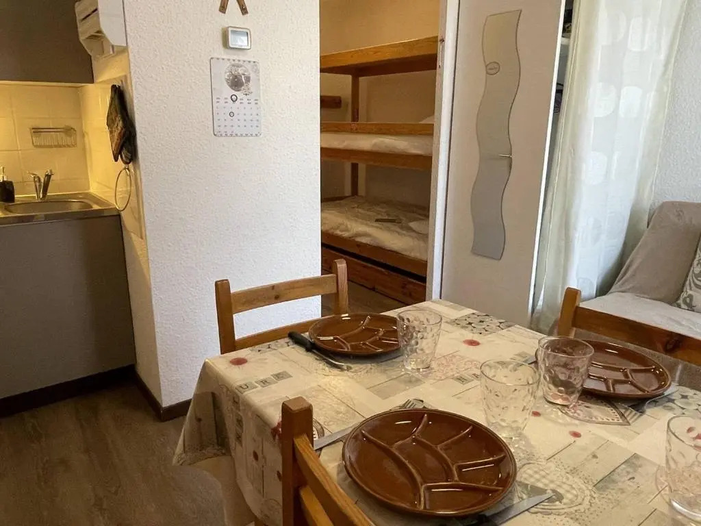 Appartement Puy-Saint-Vincent, 1 pièce, 4 personnes - FR-1-330G-9