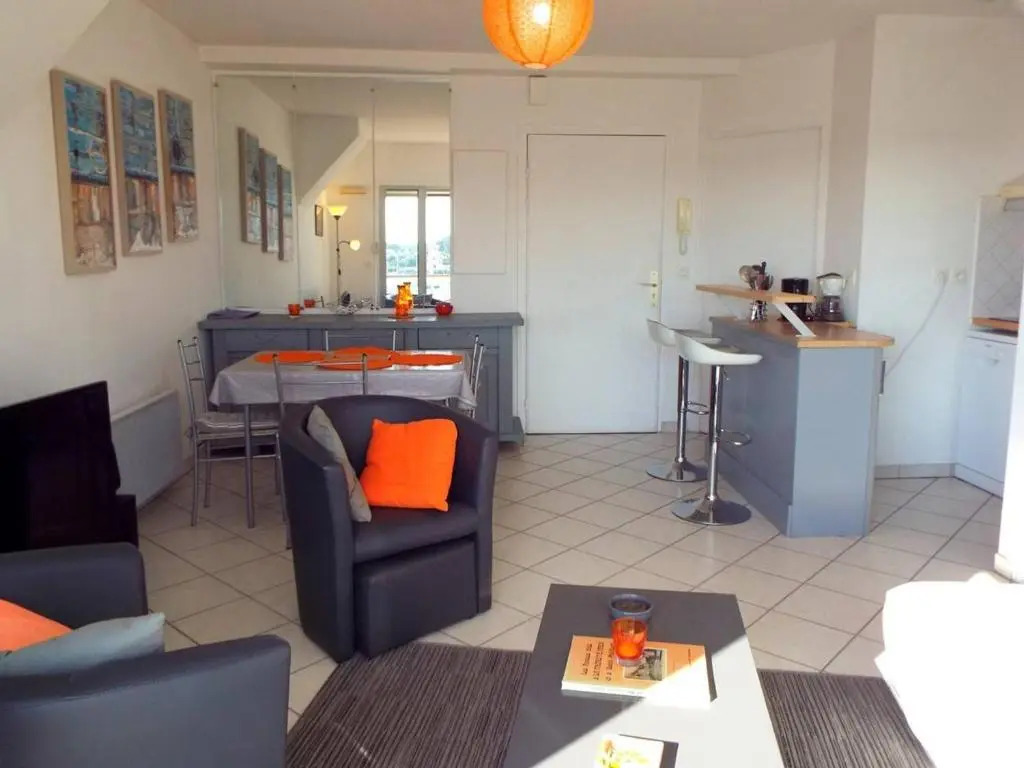 Appartement La Trinité-sur-Mer, 2 pièces, 4 personnes - FR-1-477-78