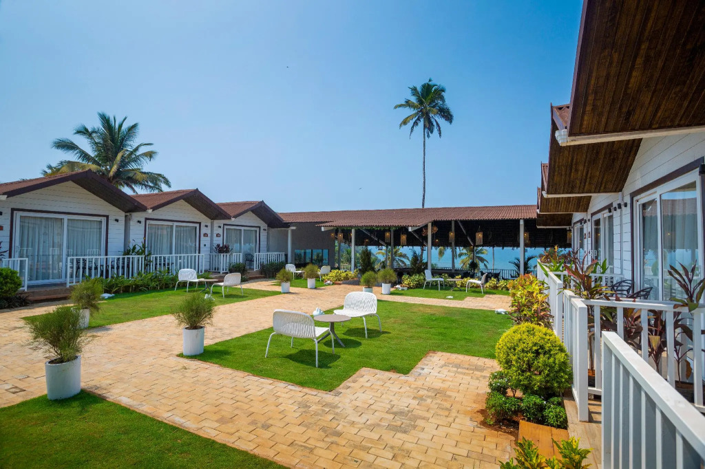 Stone Wood Beach Resort- A Party Hotel