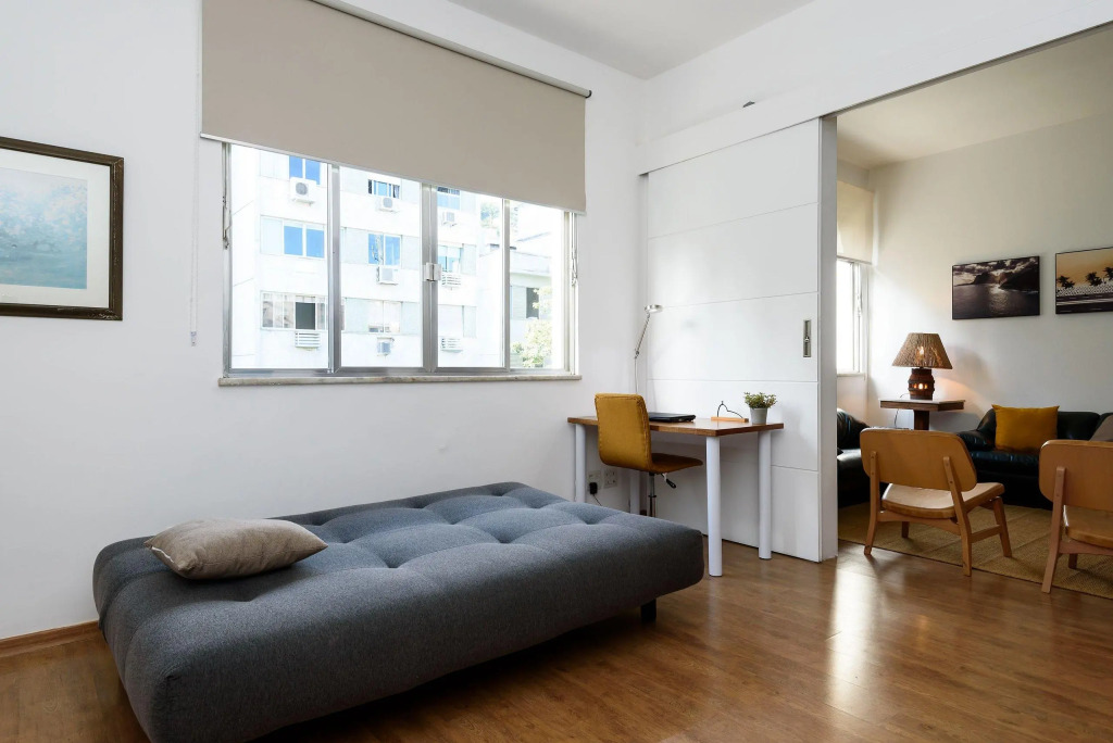 Amplo Apartamento Decorado Em Ipanema | Bt 185/401
