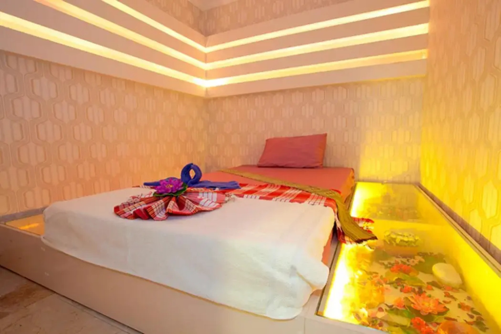 Noble Hotel