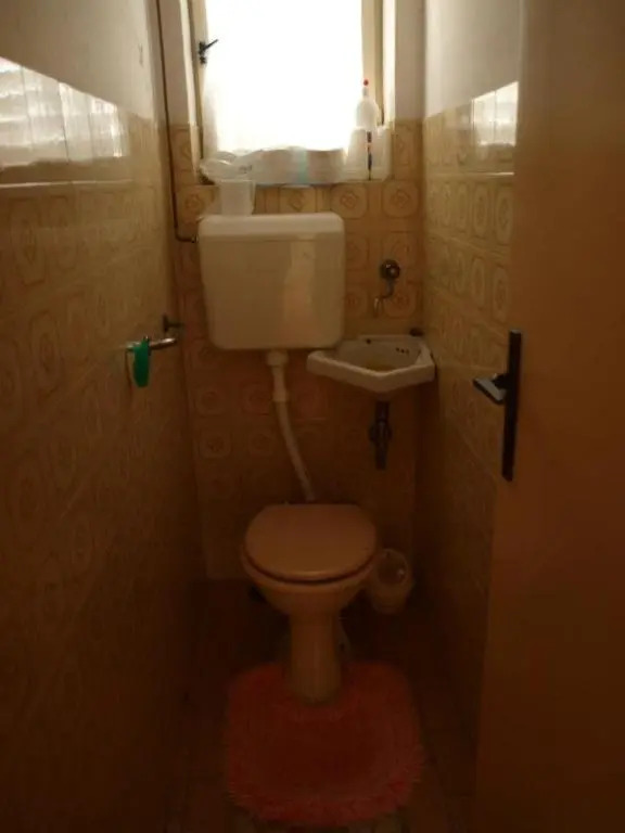 Guest house Brodarica