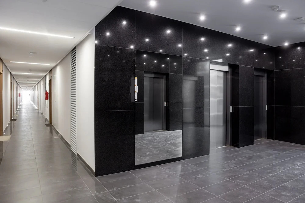 Wola Chic Studios by BookingHost
