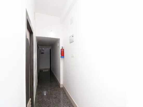 SPOT ON 40511 Hotel Bajrang Residency
