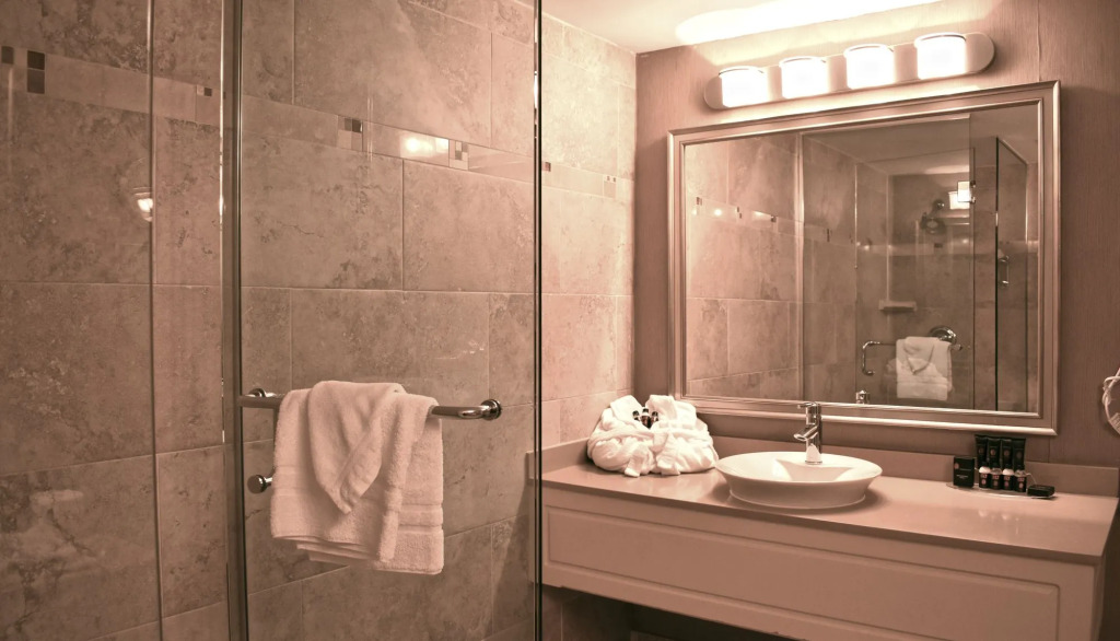 Crowne Plaza Hamilton