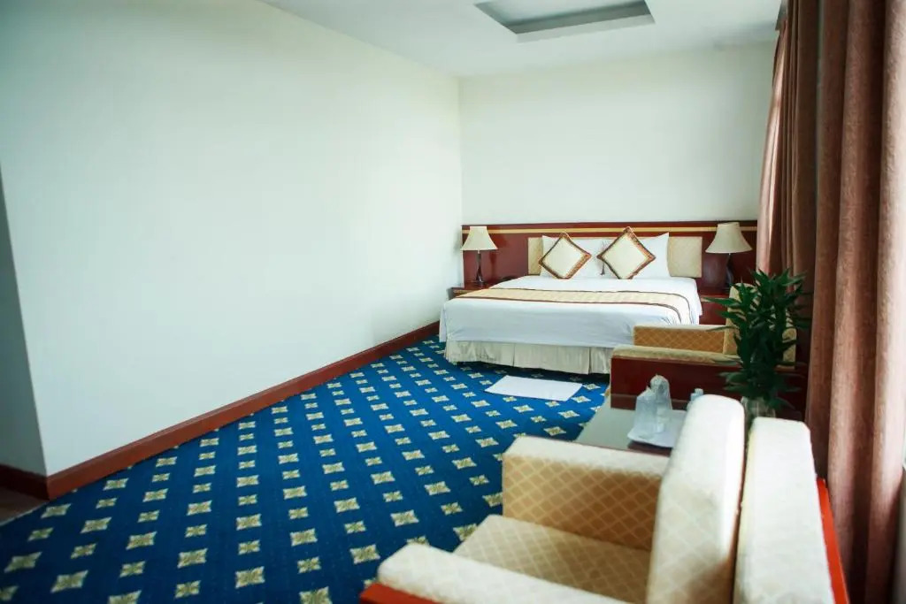 NGAN HA HOTEL
