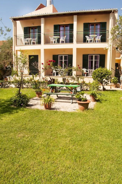 Marias Apartments