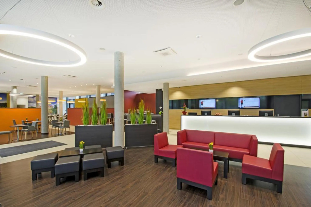 Отель Premier Inn Hannover City University hotel