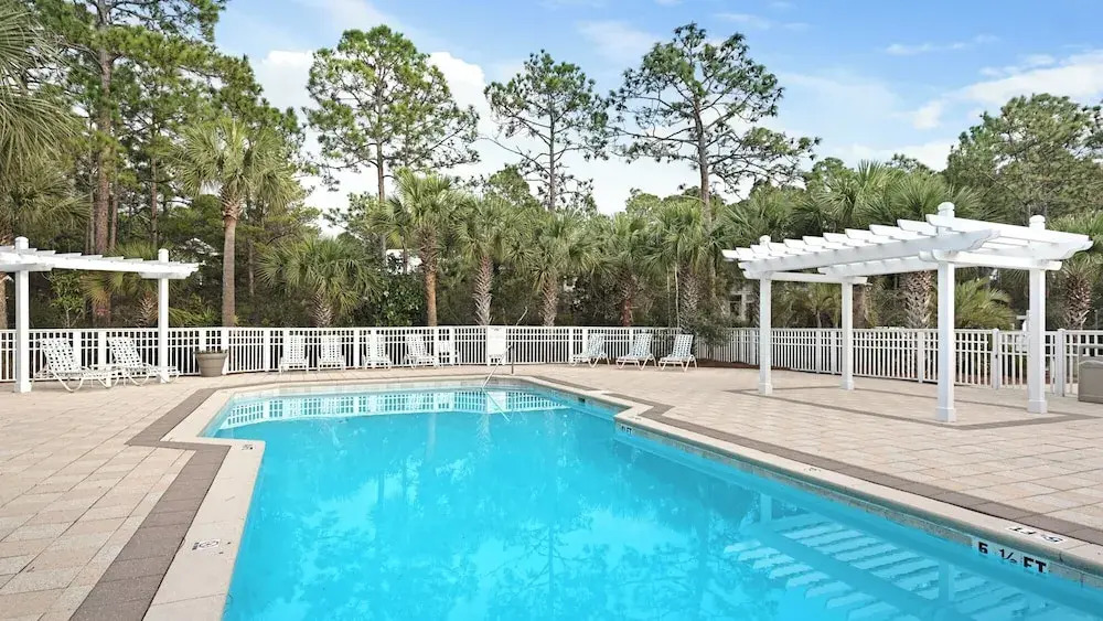 Close to the Beach & Close to the Pool