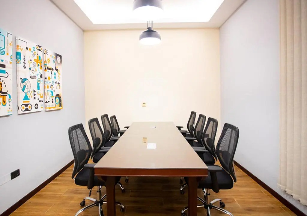 Remas Hotel Suites - Al Khoudh, Seeb, Muscat
