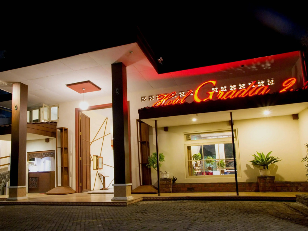 Family Hotel Gradia 2