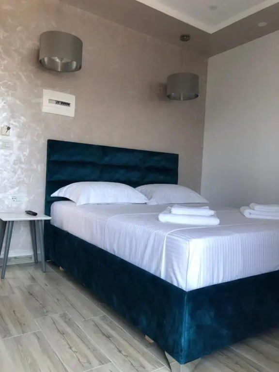 Kuburi Hotel