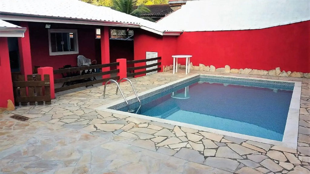 CASA 5Quartos- Condominio Verde Mar -Piscina-AR-Wiffi -Praia da COCANHA !!! Próx à divisa com UBATUBA !!!