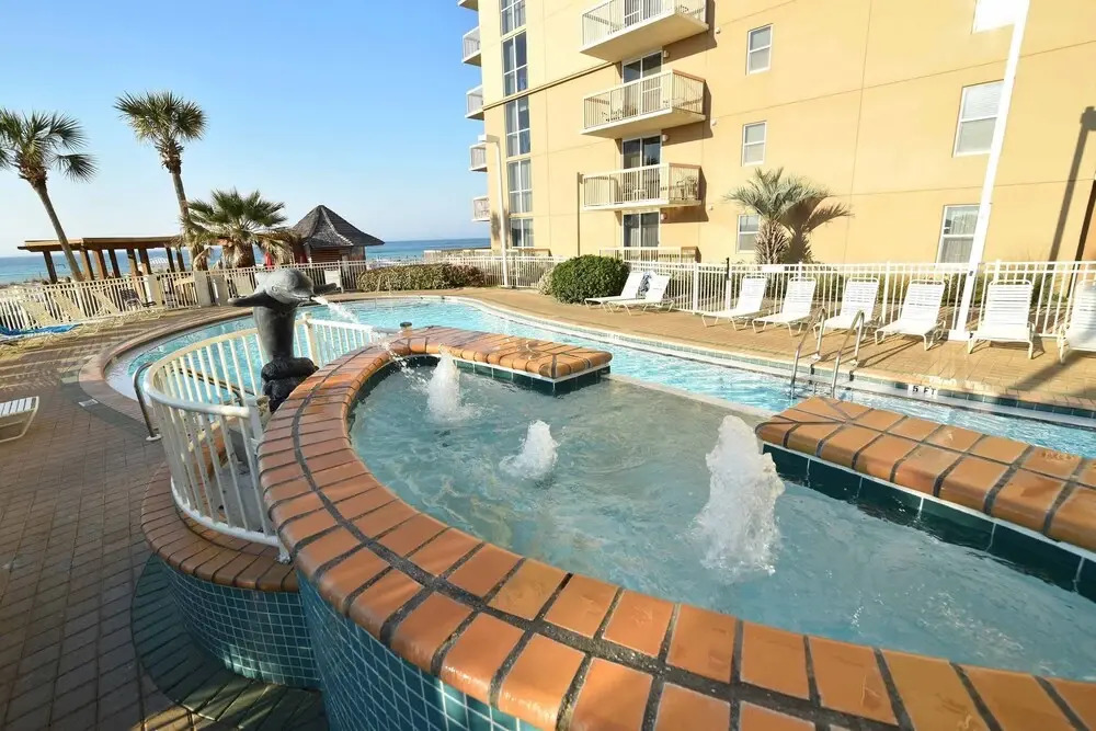Dolphin 1901  - 2 Br Home
