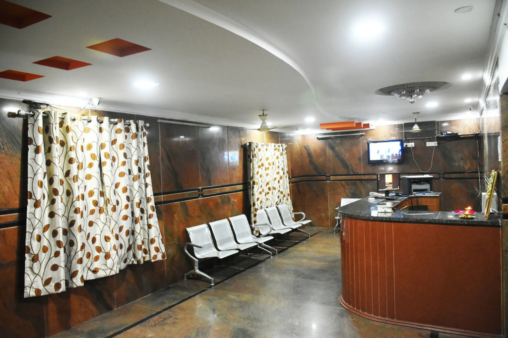 Hotel Govindh Heights