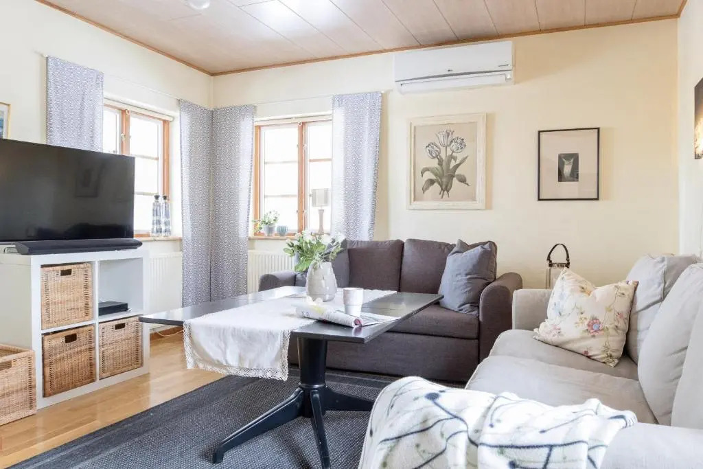 Amazing holiday home on Osterlen by the sea