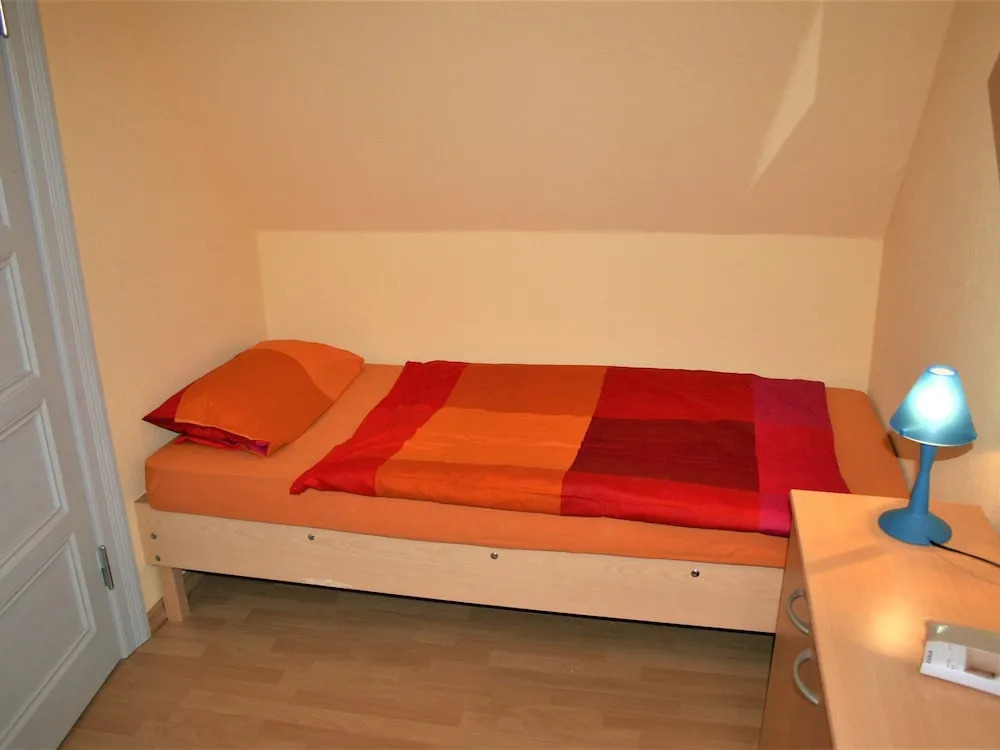 Peaceful holiday home in Niendorf with garden seating and parking