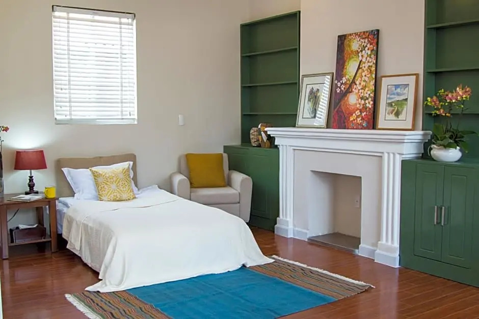 Anada Hotel Suites