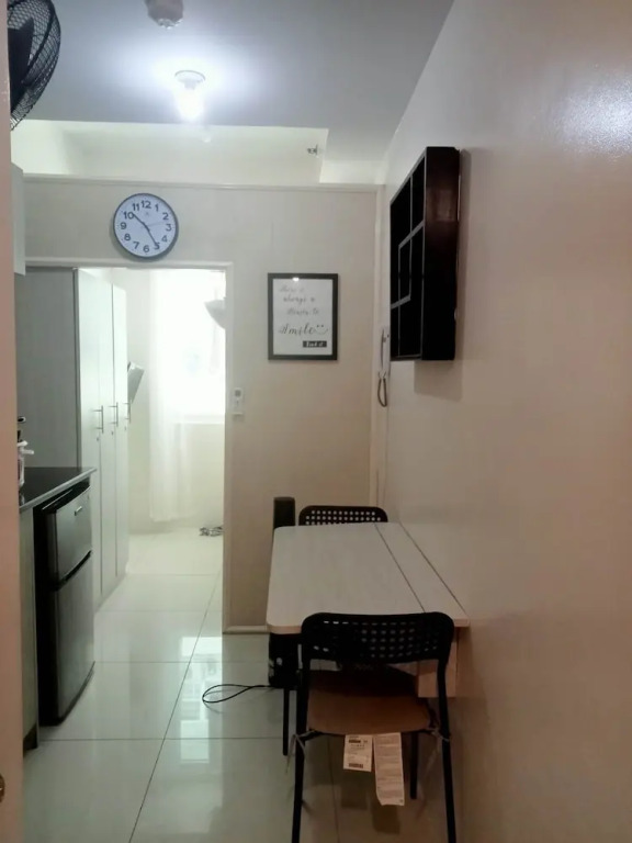 Staycation Taft Ave DLSU Green Res by darpm