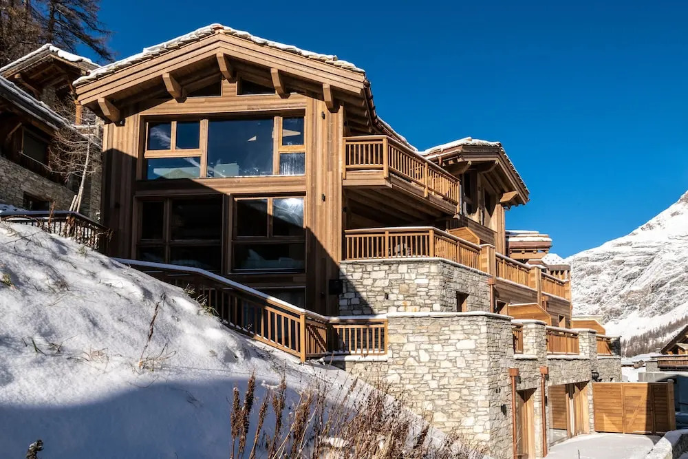 Alaska Lodge by Alpine Resorts