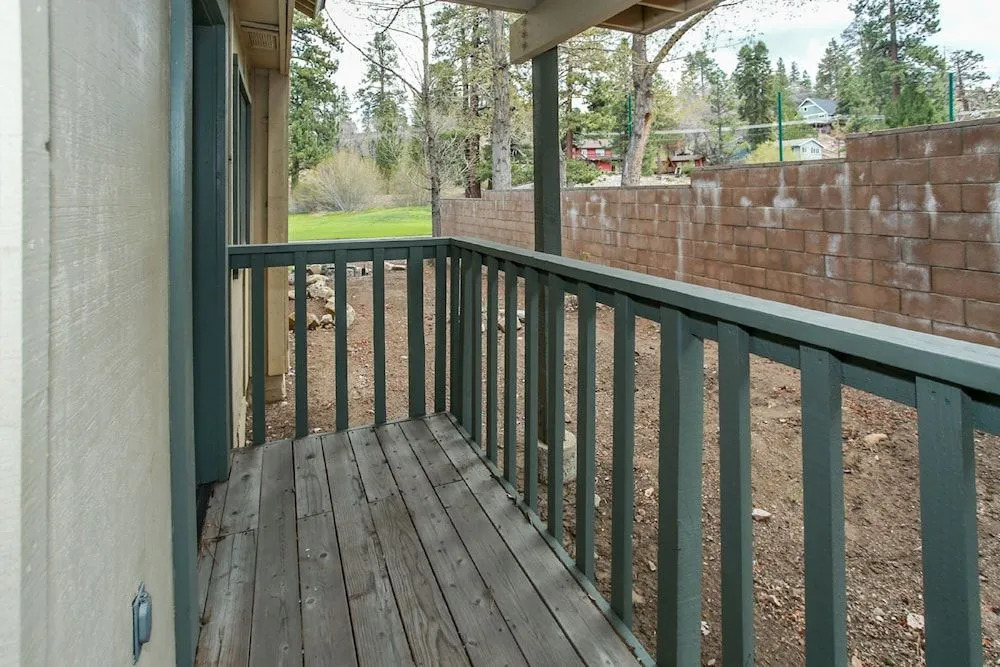 Bear Mountain Escape Condo