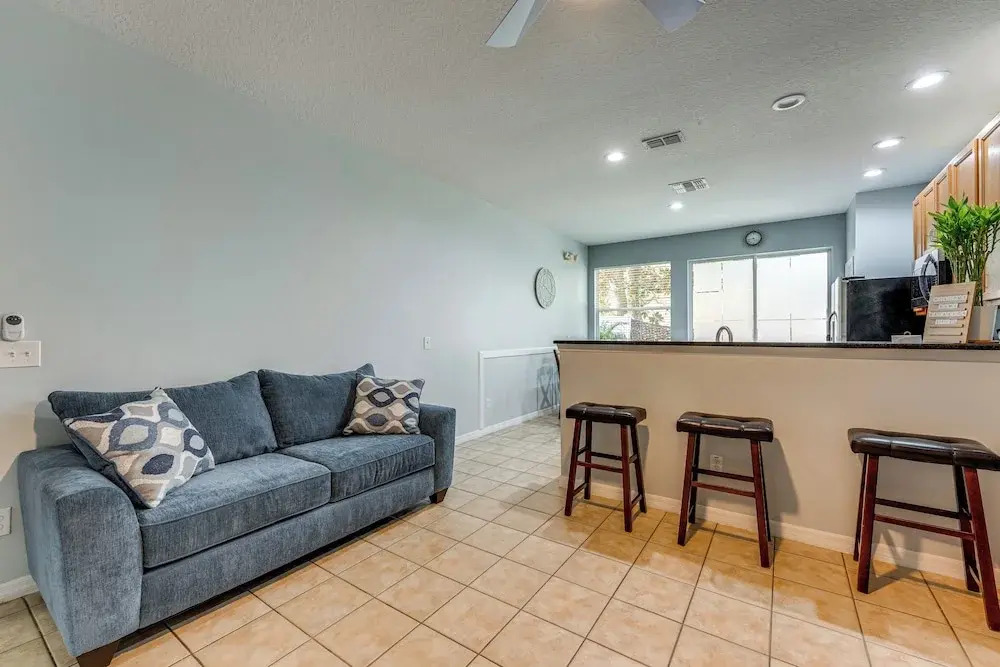 2 Mi to Wdw: Townhouse w/ Patio & Pool Access
