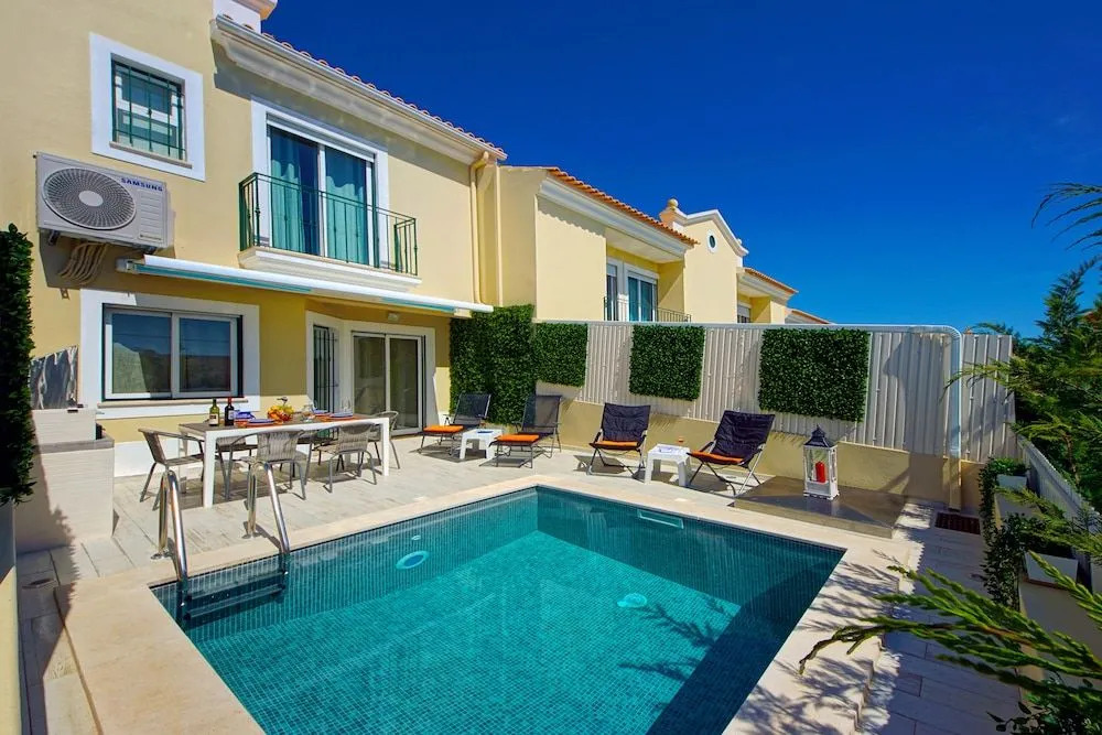 Eagle Eye Villa