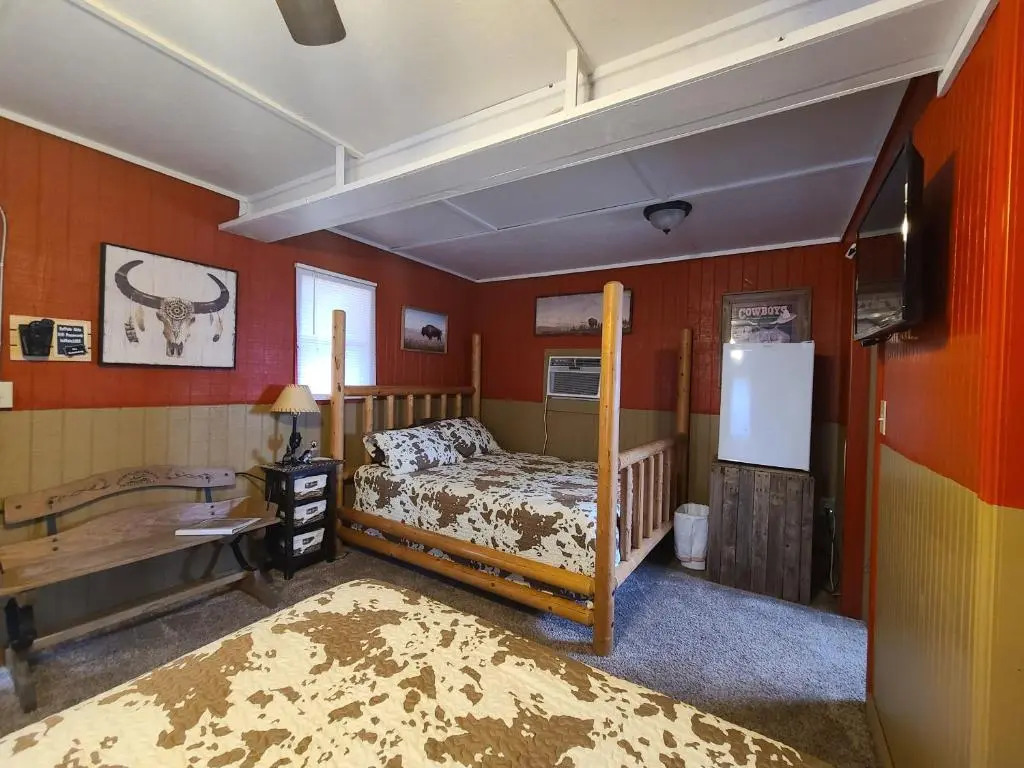 The Buffalo Girls Hotel