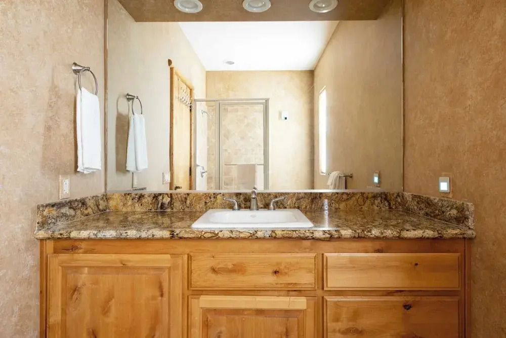 Bernard by Avantstay Luxurious Cabin in Big Bear w/ Hot Tub & Pool Table