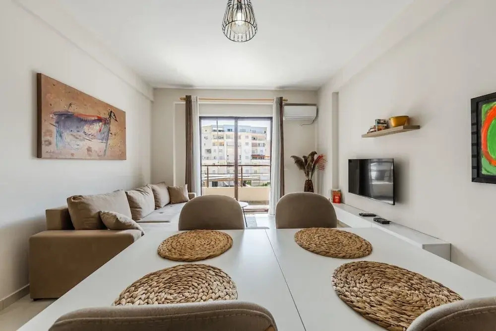 Milk Coffee Apartment