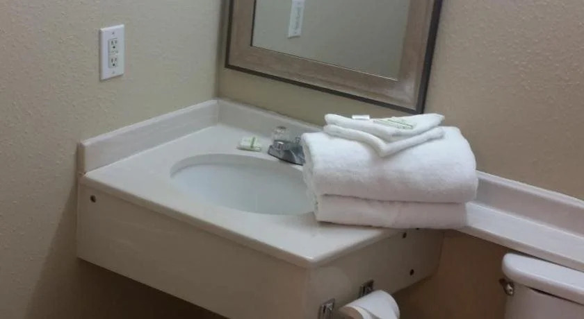 The Virginian Motel