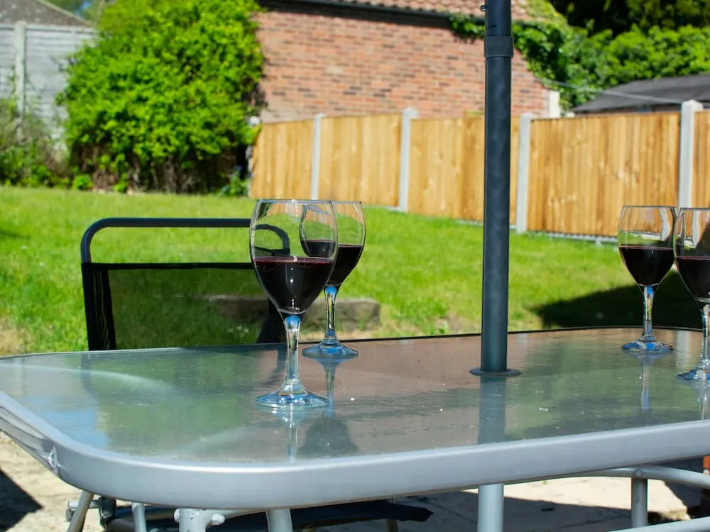 Beautiful Holiday Home With Private Garden and Close to the sea