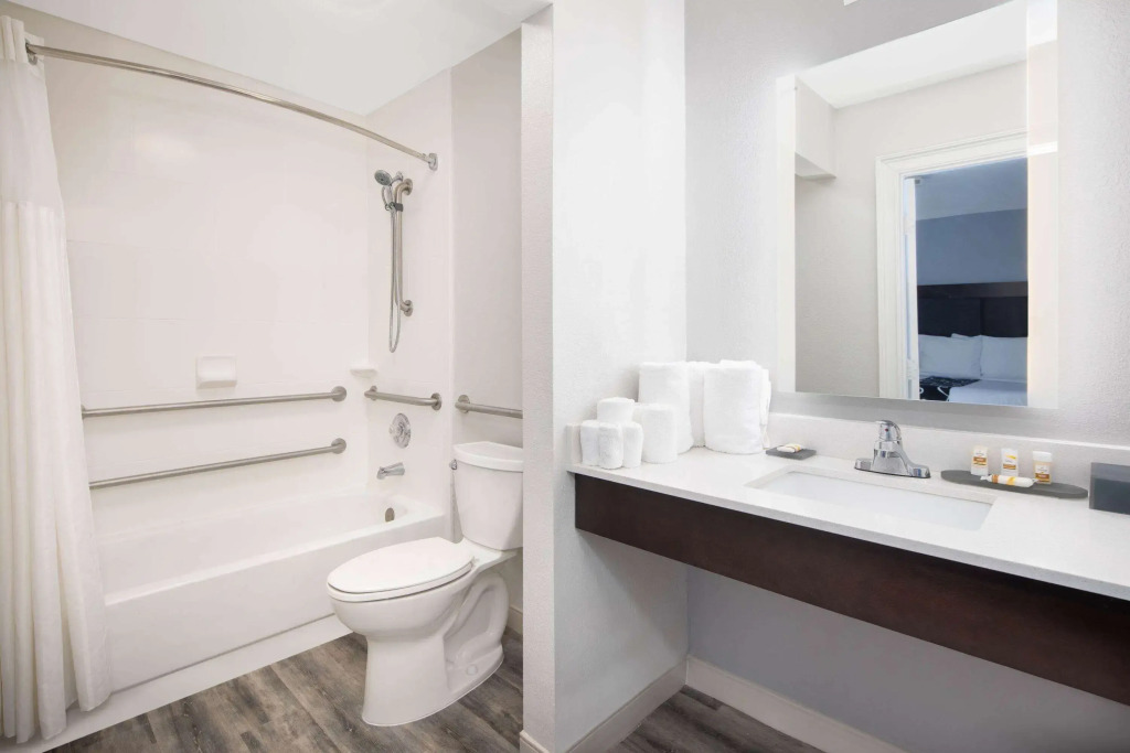 La Quinta by Wyndham Atlanta Airport South