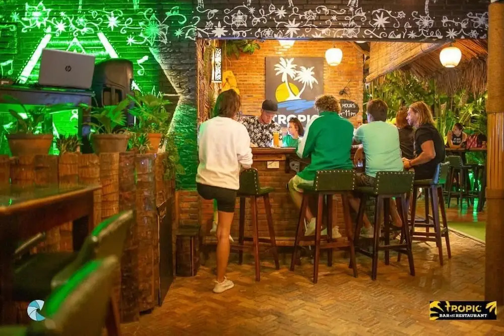 tropic hostel and restaurant