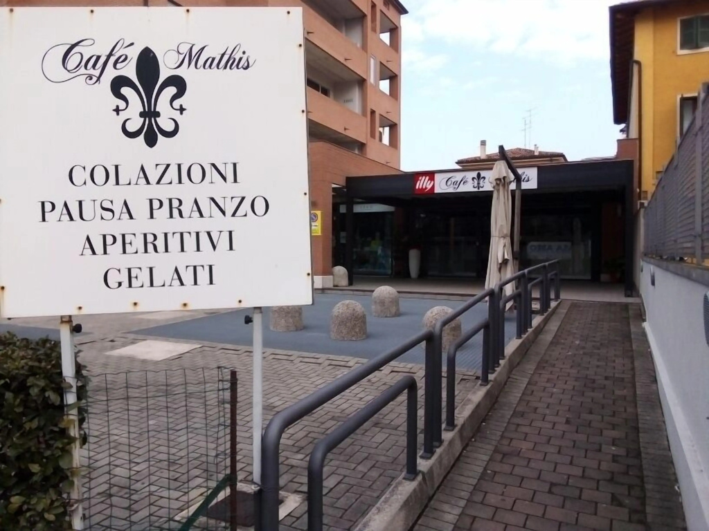 Flats4rent Mameli 140