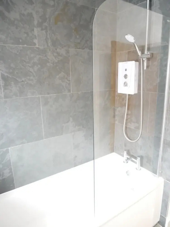 The Courtyard, 4 - Bed, Sleeps 6, Pets Welcome