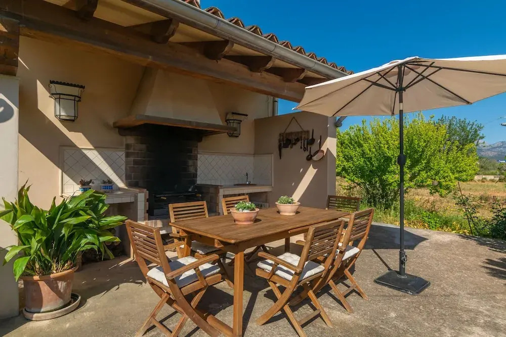Can Pilos in Inca With 3 Bedrooms and 2 Bathrooms